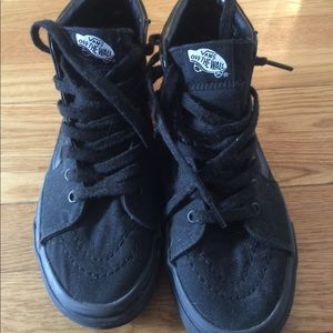 All black hi-sk8 vans